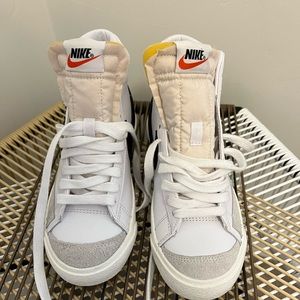 Nike Blazer Mid ‘77